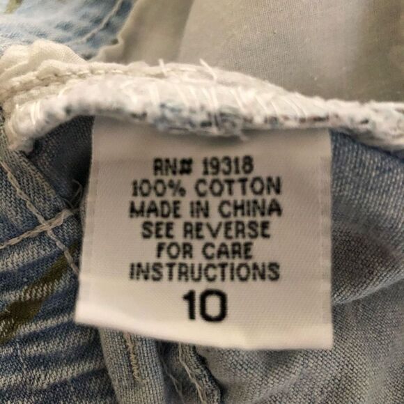 Graff Wear Light Wash Floral Print Cropped Jeans - Picture 7 of 12